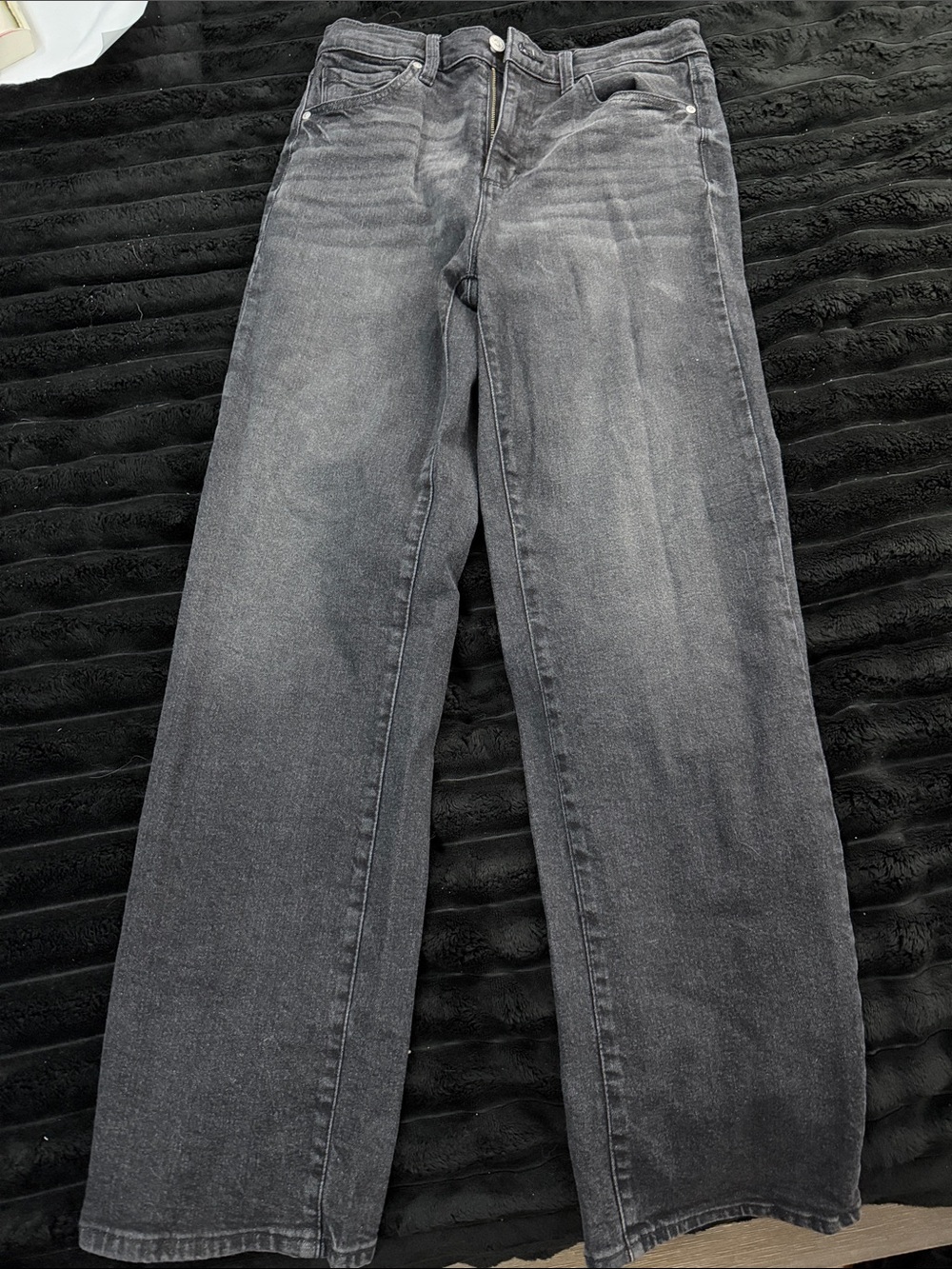 Gloria Vanderbilt Women's Straight-Leg Jeans in Washed Black